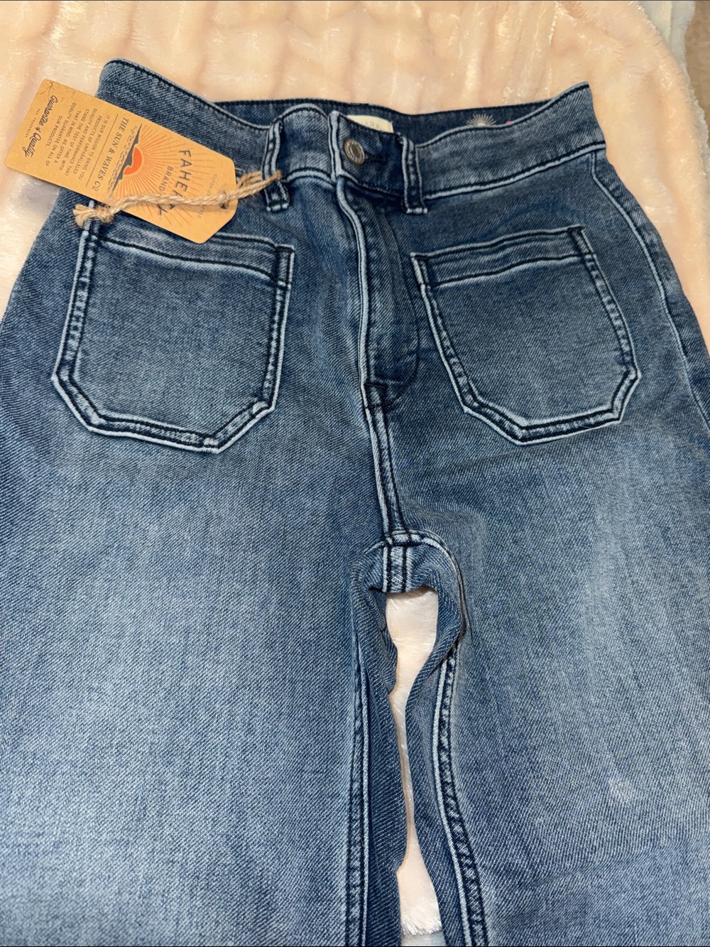 Faherty Women's High-Rise Wide Leg Jeans in Medium Blue Wash